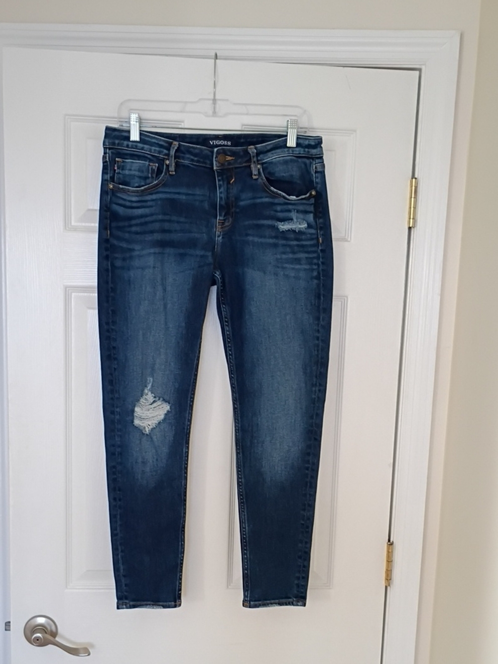 Vigoss Women's Jagger Classic Dark Wash Ripped Skinny Jeans